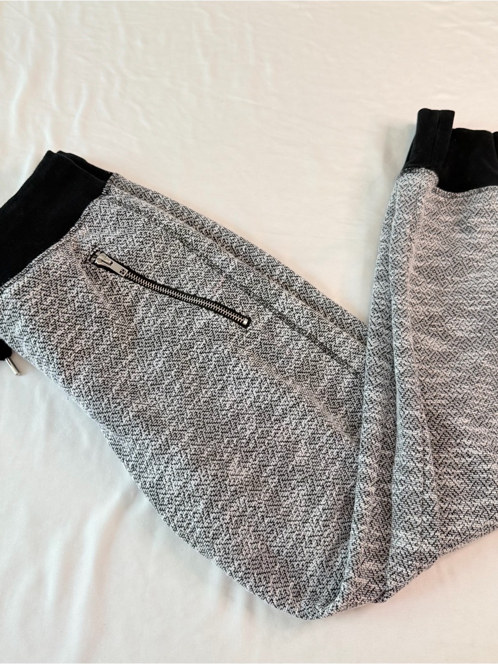 Green Tea Knit Joggers Gray Black Size M Zip Pocket